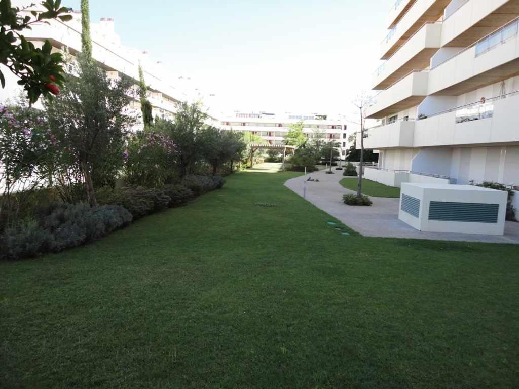 Aquamar 416 By Vilamoura Sun Espacoso Luaran gambar
